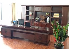 天?？偛棉k公家具